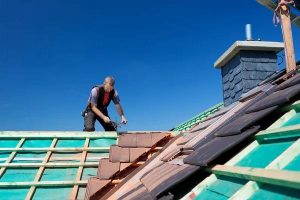 Work with Roofing Contractors Who Care